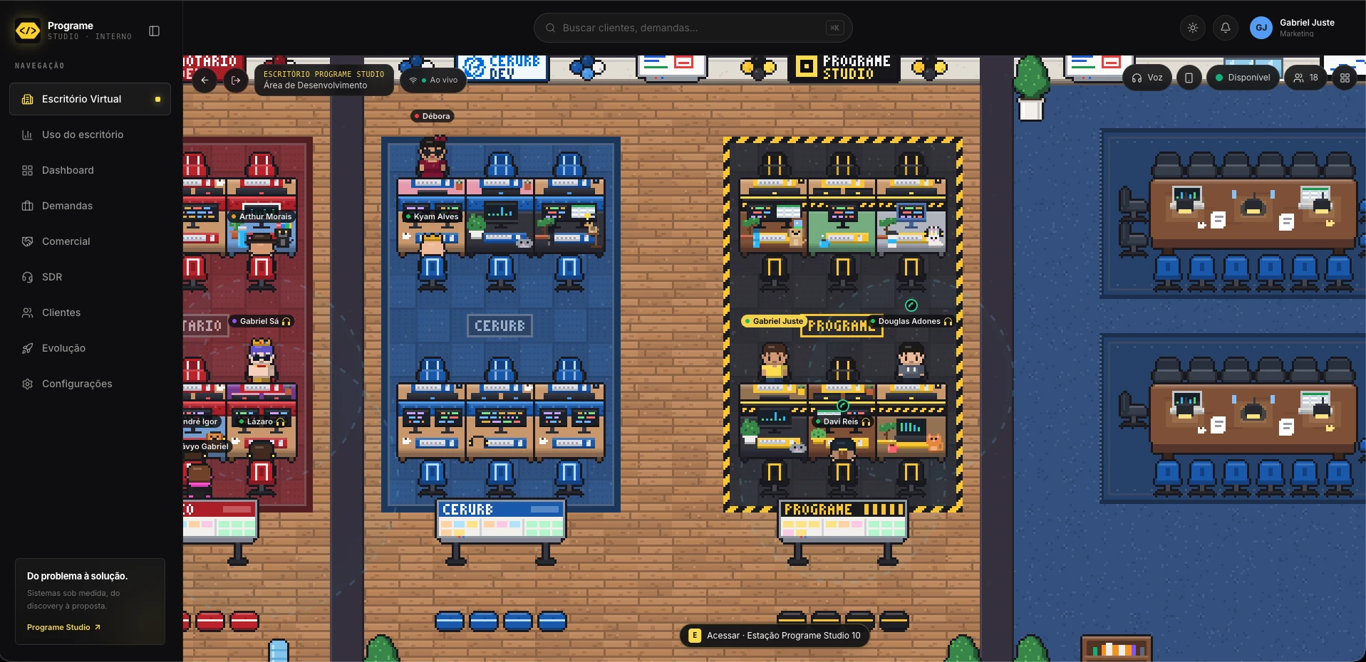 Escritório virtual do sistema interno da Programe, com a equipe nas estações de trabalho